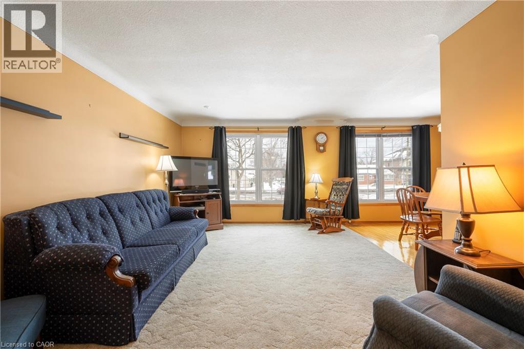 401 Mohawk Road W, Hamilton, Ontario  L9C 1W5 - Photo 10 - 40829600