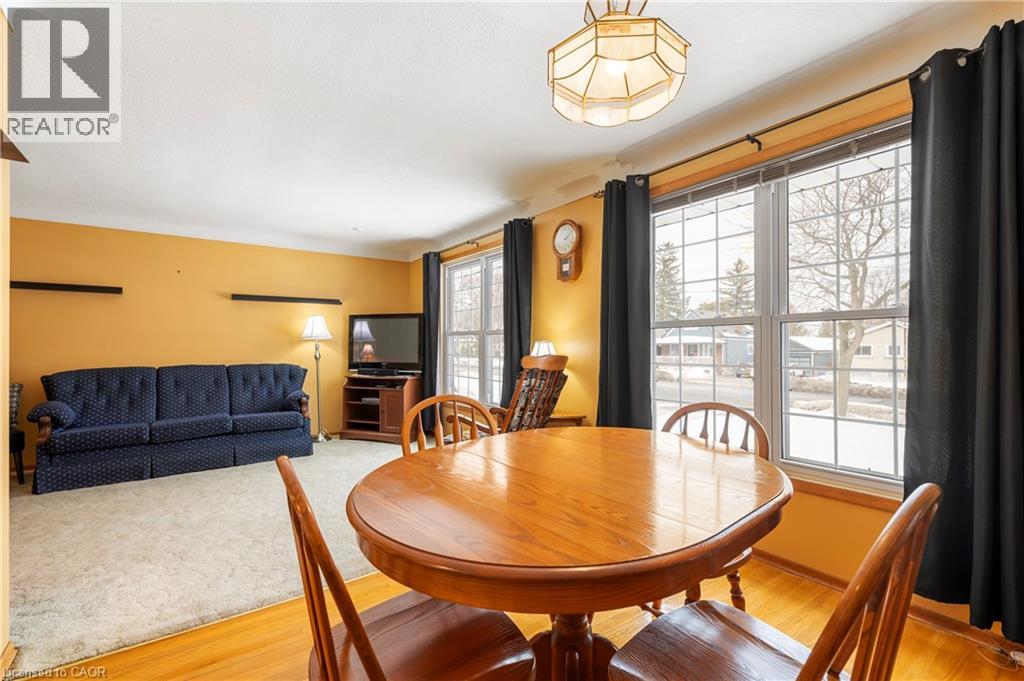 401 Mohawk Road W, Hamilton, Ontario  L9C 1W5 - Photo 12 - 40829600