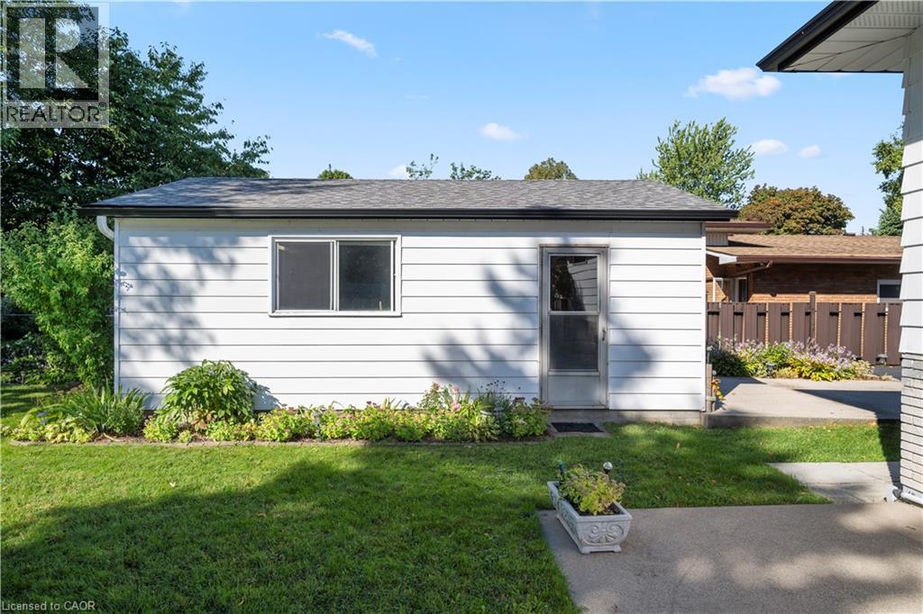 401 Mohawk Road W, Hamilton, Ontario  L9C 1W5 - Photo 39 - 40829600