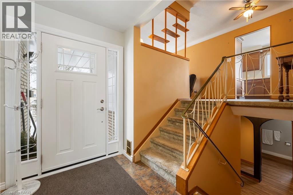 401 Mohawk Road W, Hamilton, Ontario  L9C 1W5 - Photo 6 - 40829600