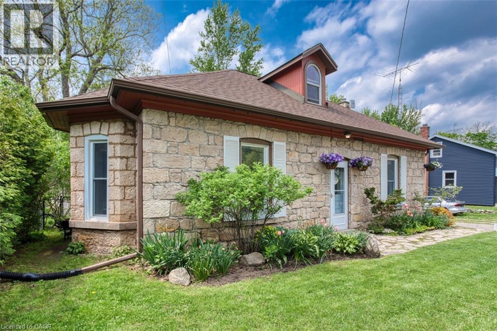 1539 Brock Road, Flamborough, Ontario  L9H 5E4 - Photo 2 - 40828842
