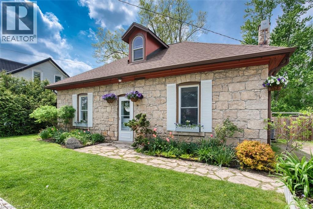 1539 Brock Road, Flamborough, Ontario  L9H 5E4 - Photo 3 - 40828842