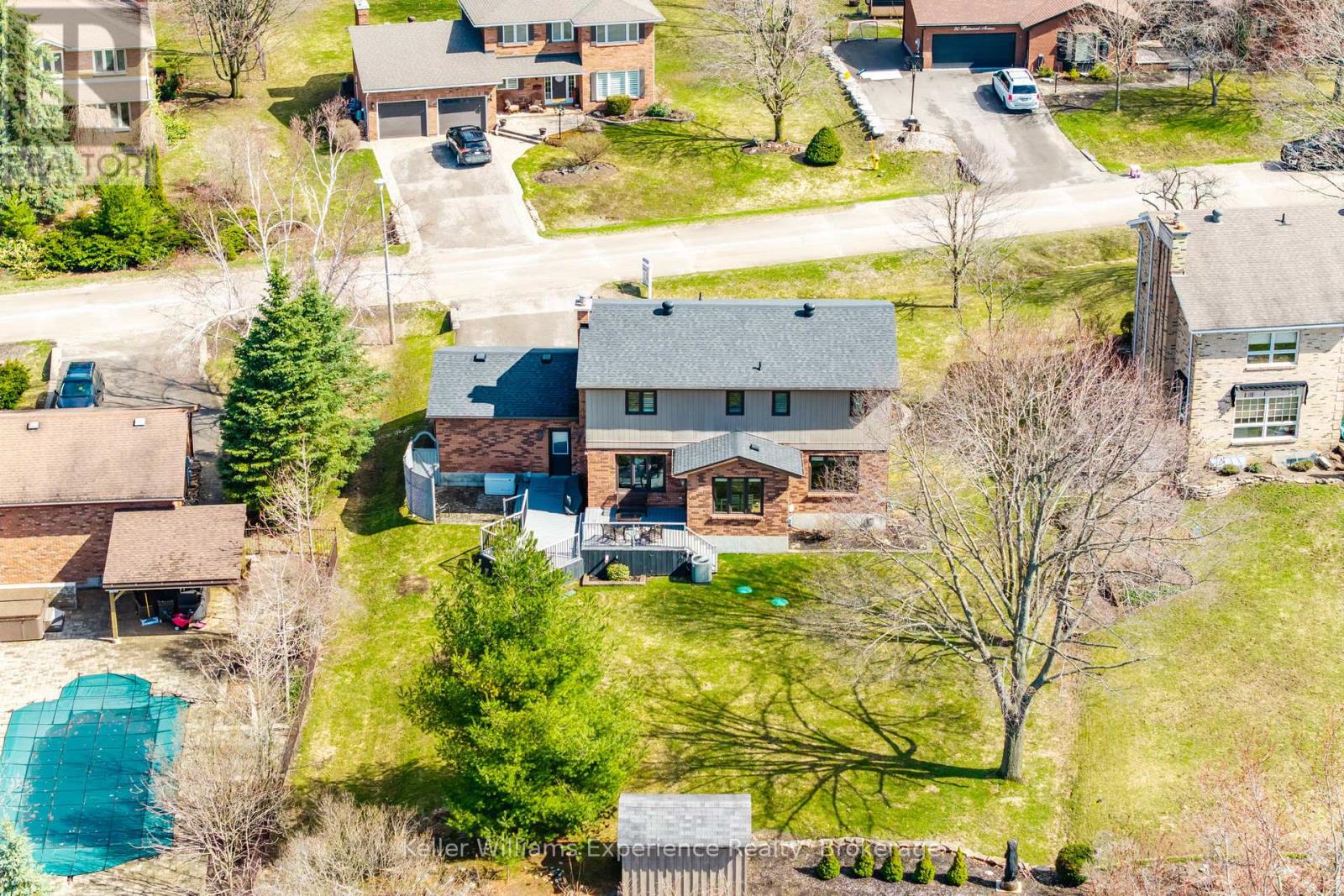27 Rosewood Avenue, Springwater, Ontario  L0L 1X0 - Photo 39 - S13121912