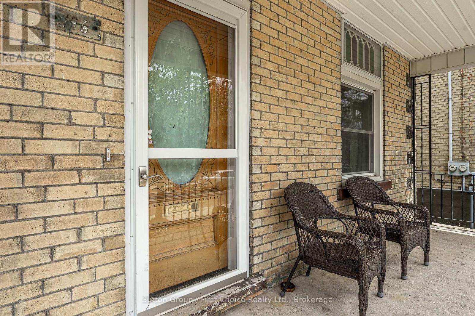 196 Albert Street, Stratford, Ontario  N5A 3K6 - Photo 3 - X13121640