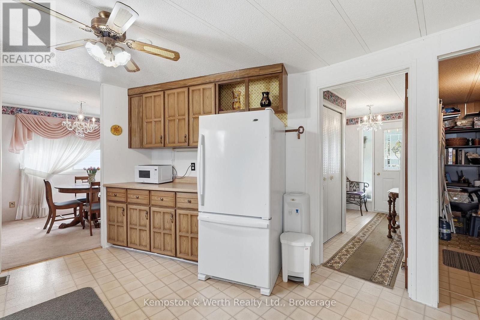 33 Fairview Crescent, North Perth, Ontario  N4W 3G8 - Photo 12 - X13121658