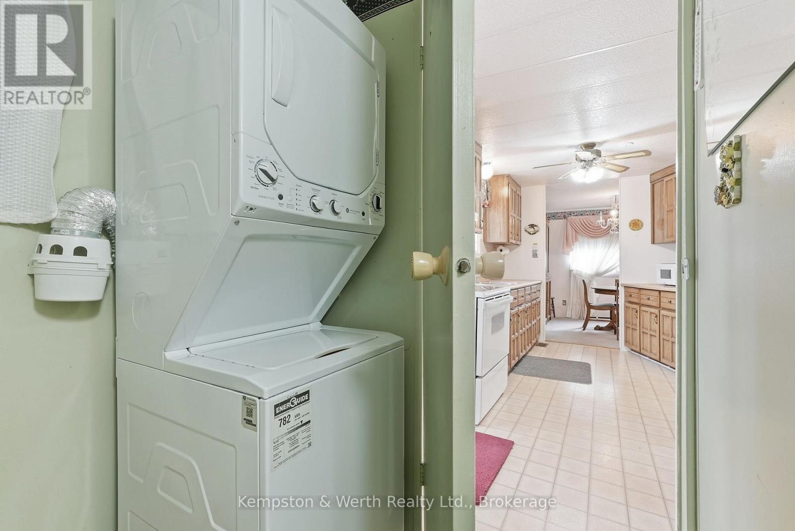 33 Fairview Crescent, North Perth, Ontario  N4W 3G8 - Photo 14 - X13121658