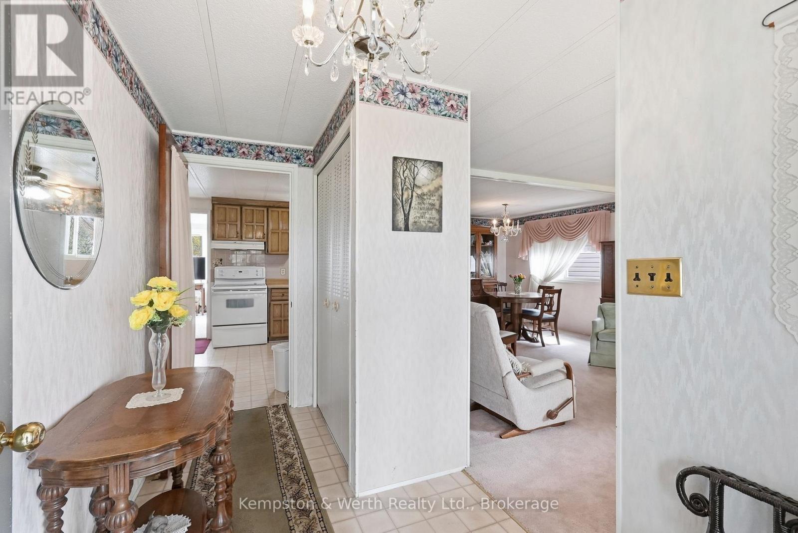 33 Fairview Crescent, North Perth, Ontario  N4W 3G8 - Photo 5 - X13121658
