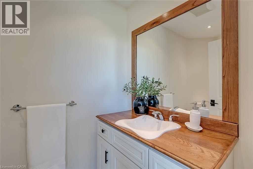 720 Mountain Brow Road W, Burlington, Ontario  L7P 5A3 - Photo 25 - 40828667