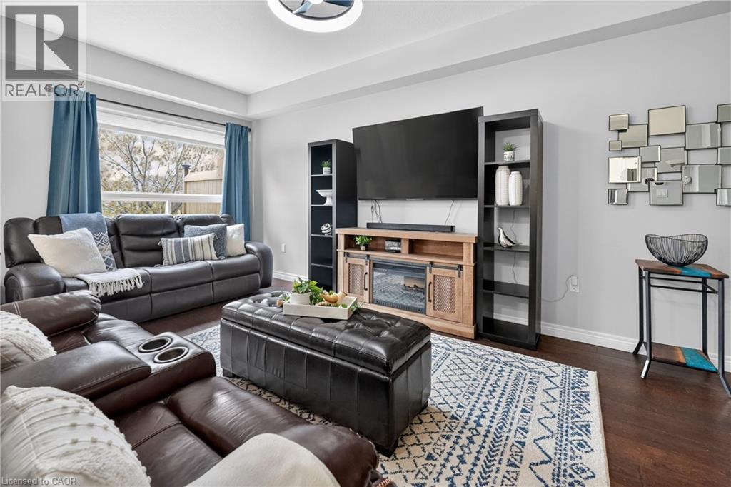 8 Lakelawn Road Unit# 11, Grimsby, Ontario  L3M 0G1 - Photo 4 - 40827748