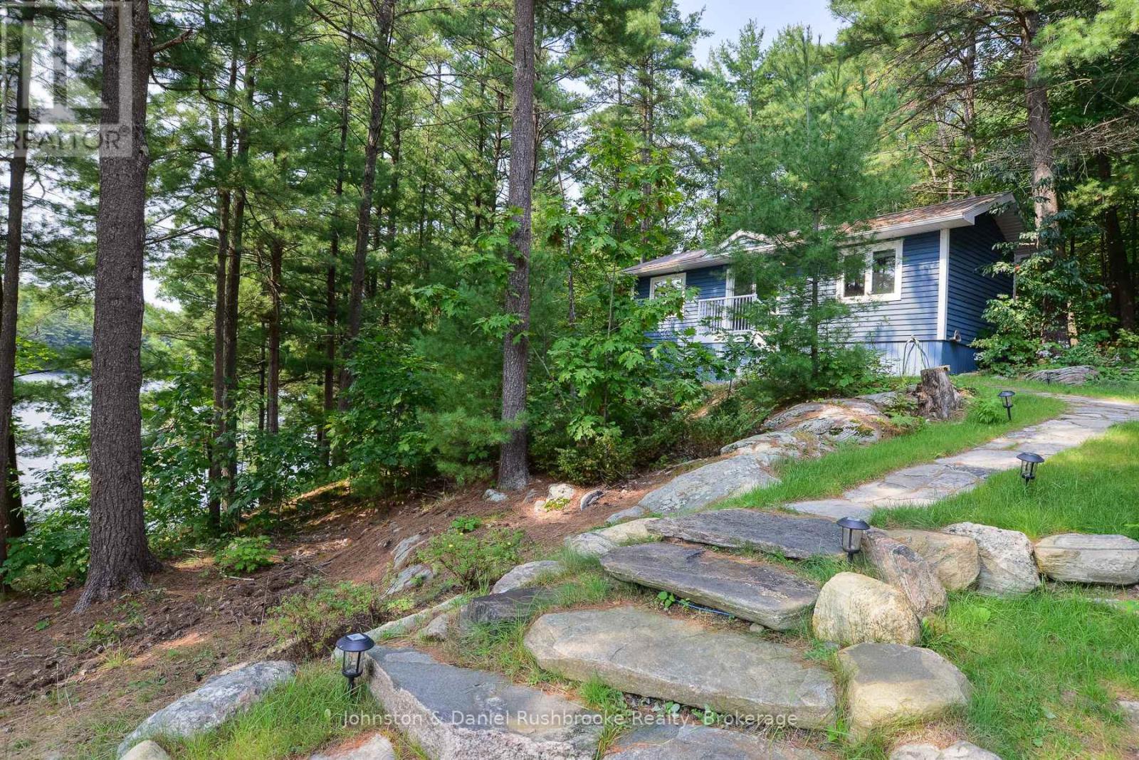27 Island 35lm (Miller Island), Gravenhurst, Ontario  P1P 1R2 - Photo 30 - X13122580