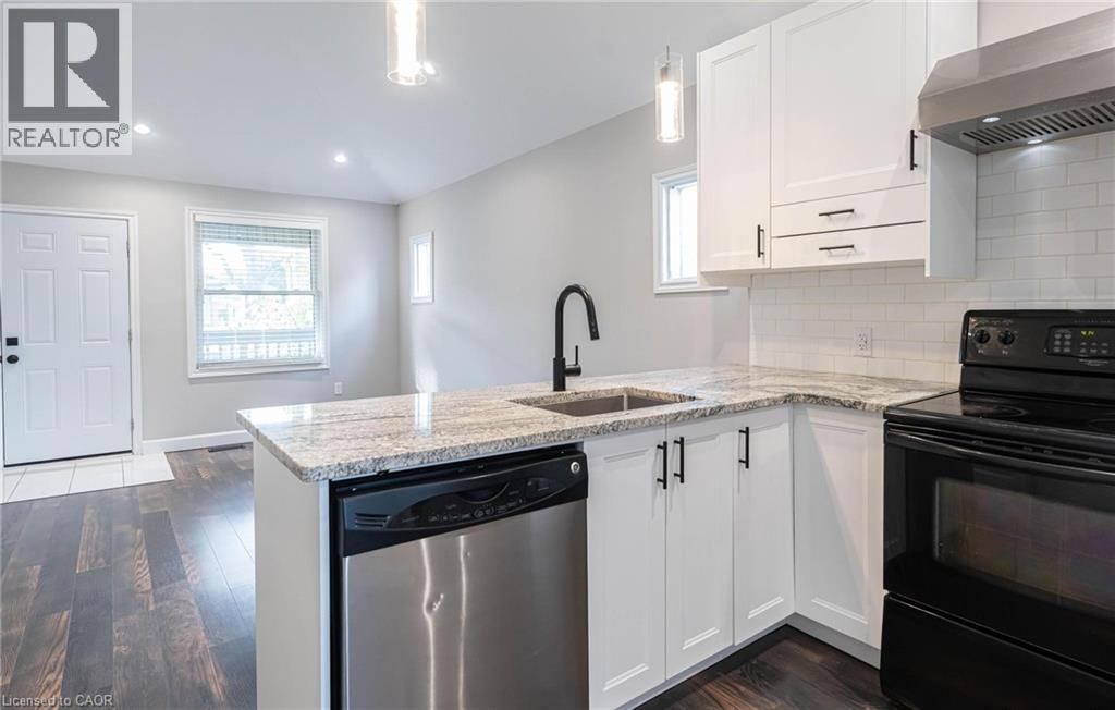 222 Kensington Avenue N, Hamilton, Ontario  L8L 7N7 - Photo 15 - 40829902