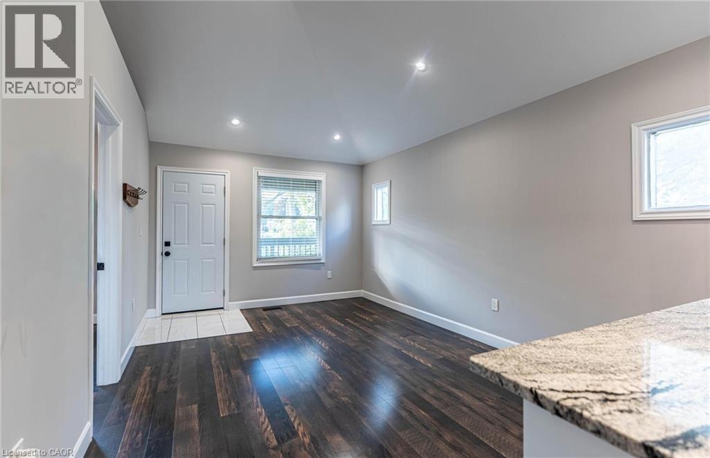 222 Kensington Avenue N, Hamilton, Ontario  L8L 7N7 - Photo 17 - 40829902
