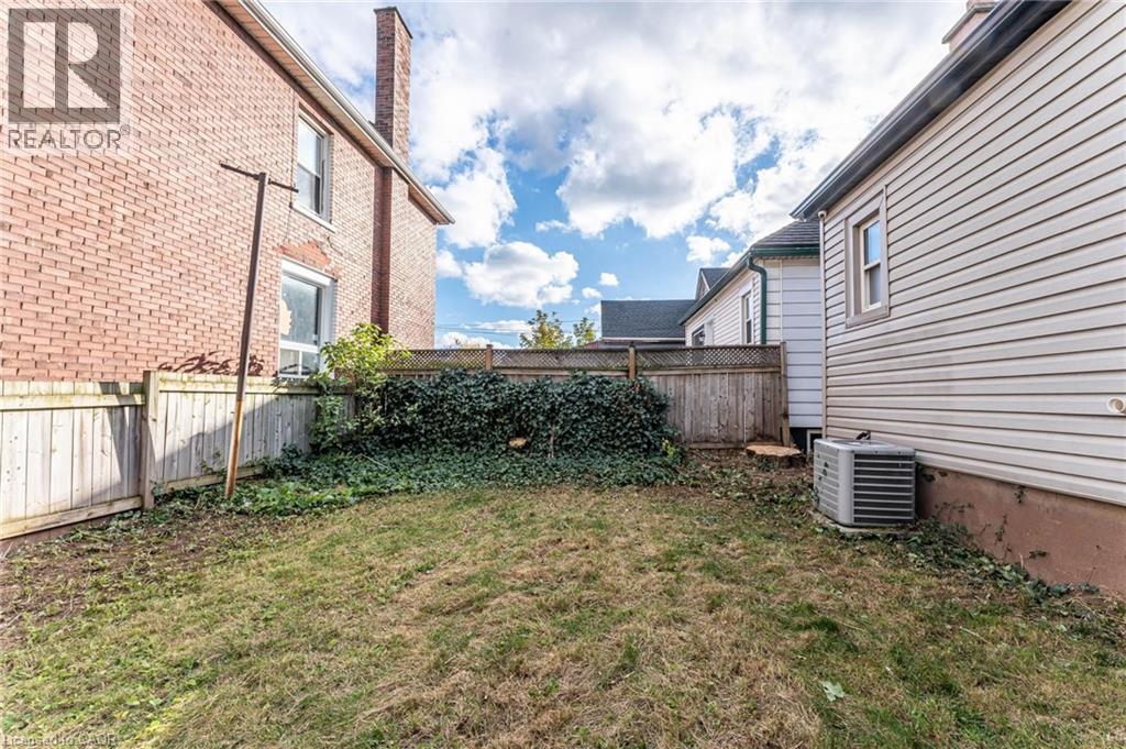 222 Kensington Avenue N, Hamilton, Ontario  L8L 7N7 - Photo 33 - 40829902