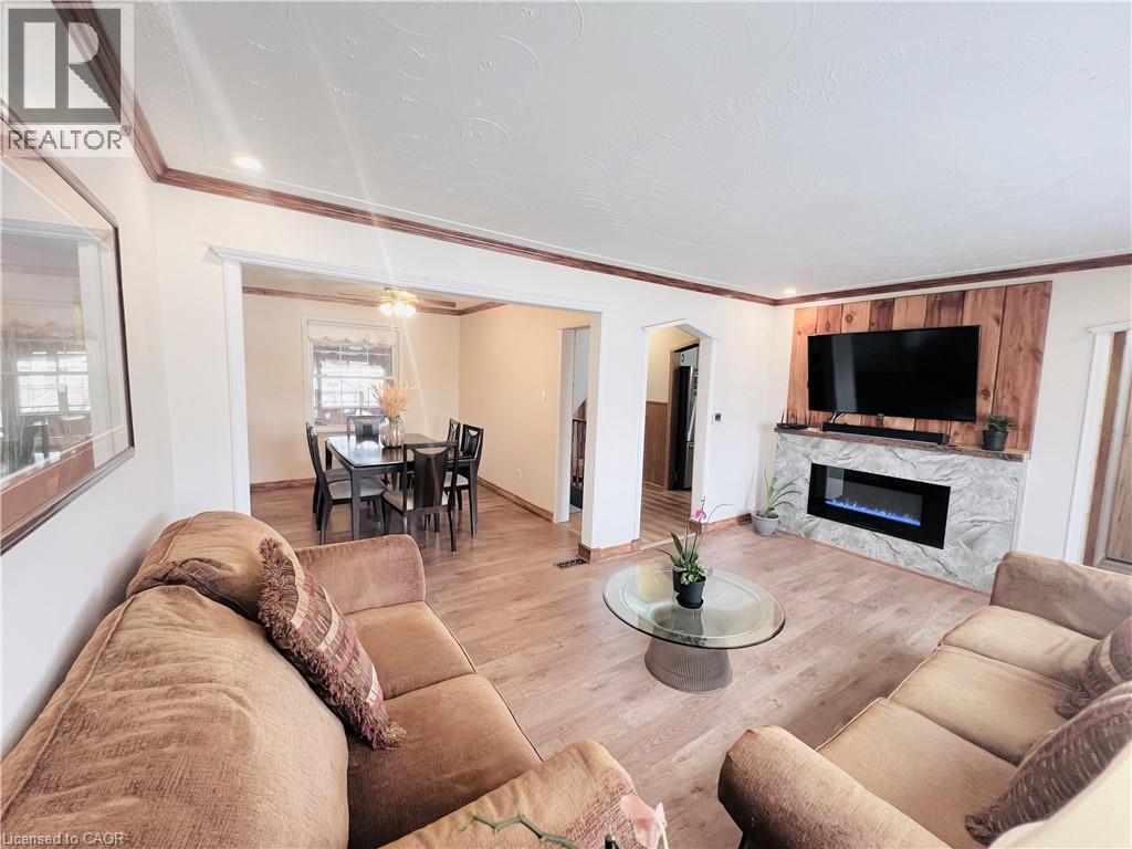 56 Eastvale Place, Hamilton, Ontario  L8H 1P1 - Photo 4 - 40829469