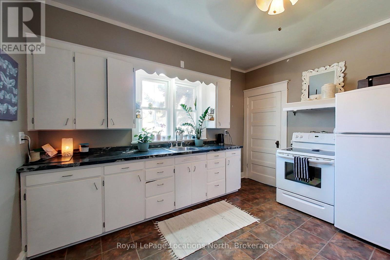 131 Sykes Street S, Meaford, Ontario  N4L 1P8 - Photo 19 - X13123650
