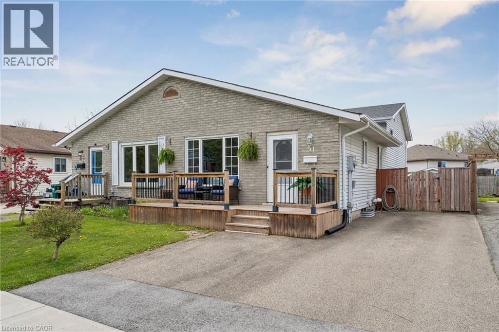31 Mayfair Drive, Welland, Ontario  L3C 7A2 - Photo 2 - 40829337