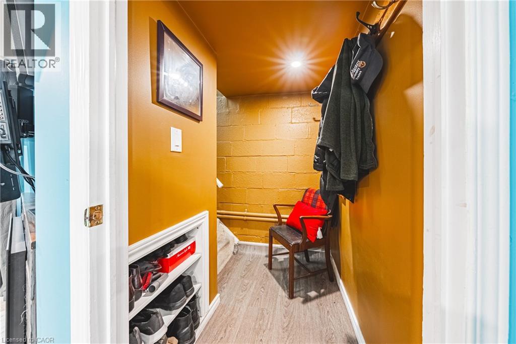 242 East 43rd Street, Hamilton, Ontario  L8T 3C5 - Photo 17 - 40828499
