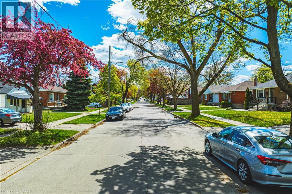 242 East 43rd Street, Hamilton, Ontario  L8T 3C5 - Photo 37 - 40828499