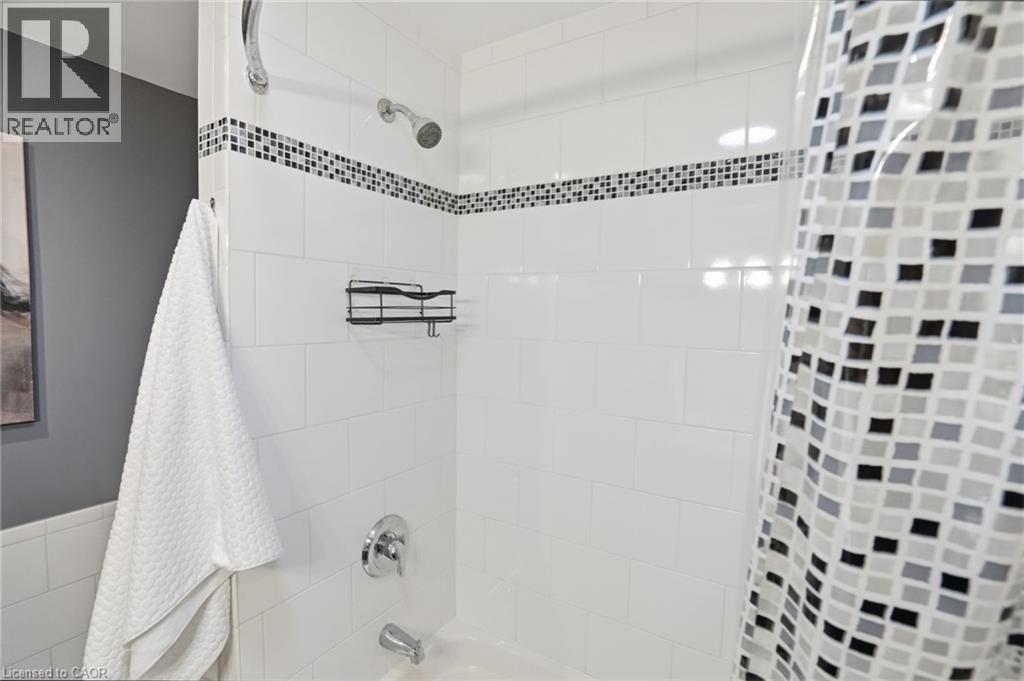 31 Algonquin Avenue, Flamborough, Ontario  L9H 7K9 - Photo 26 - 40830041