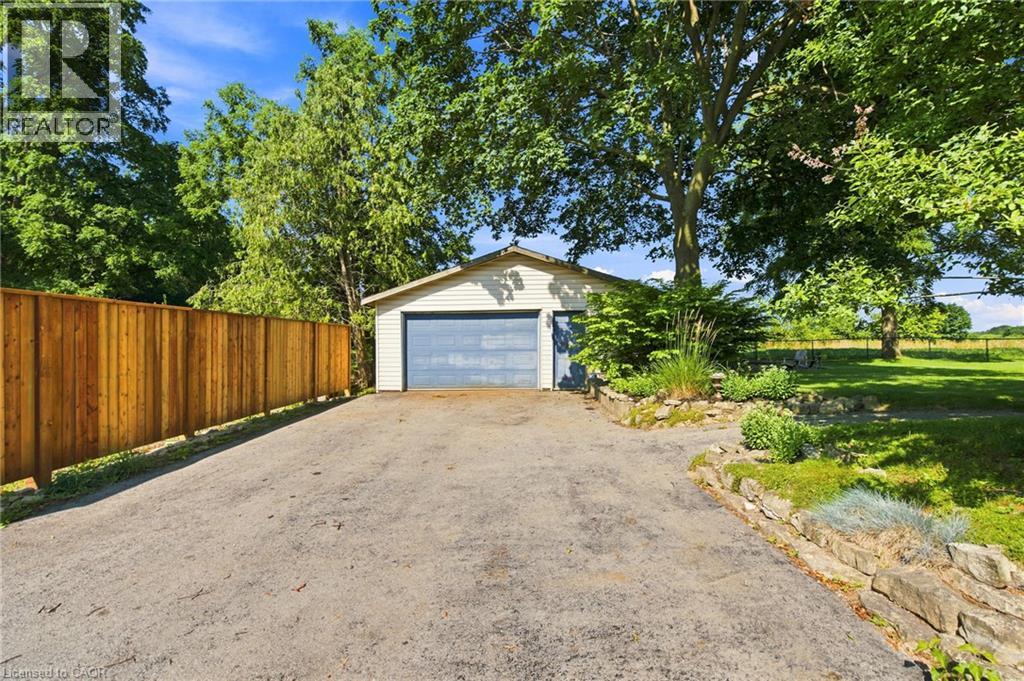 31 Algonquin Avenue, Flamborough, Ontario  L9H 7K9 - Photo 46 - 40830041