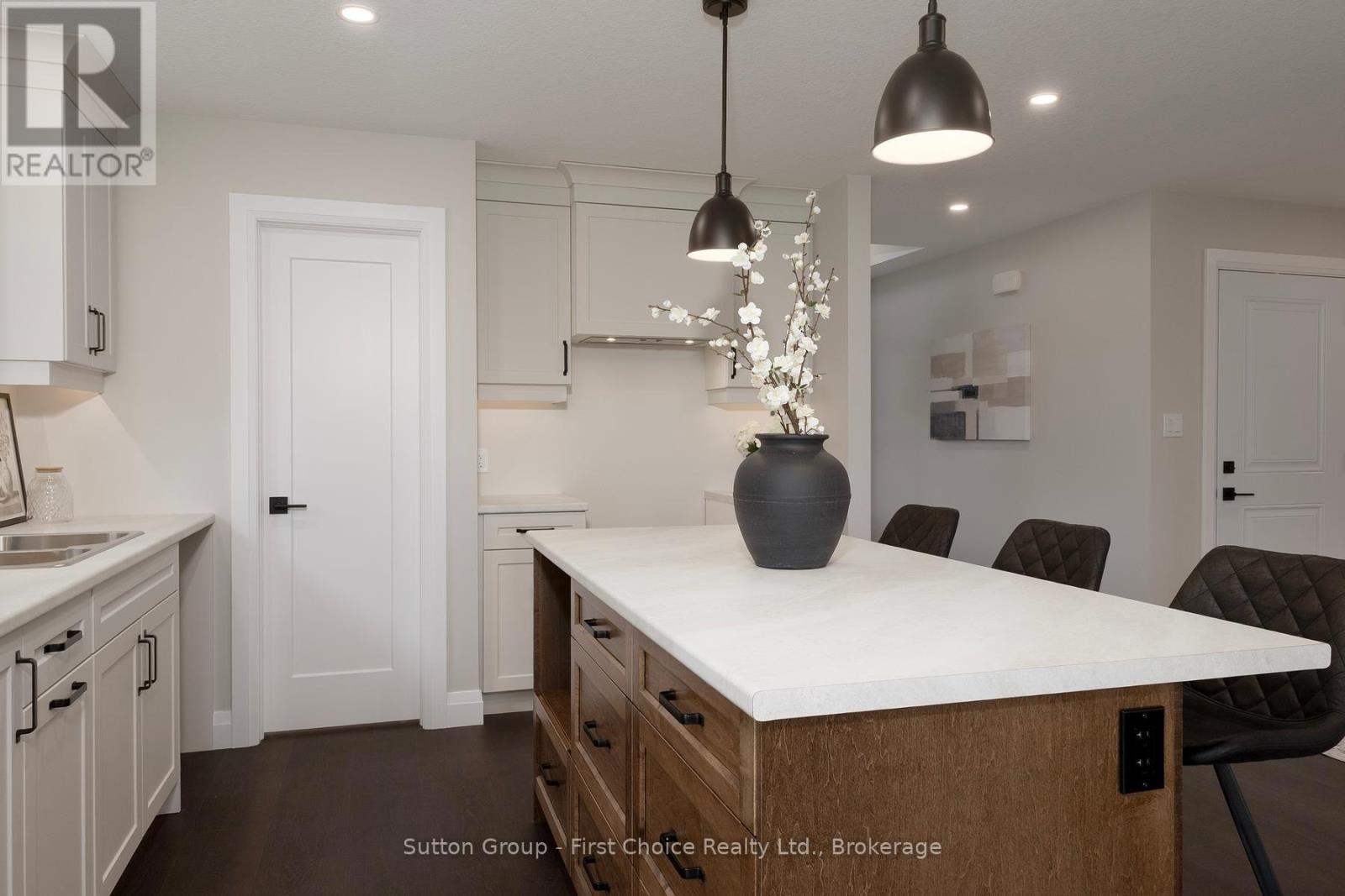 12 Nelson Street, West Perth, Ontario  N0K 1N0 - Photo 7 - X13124226