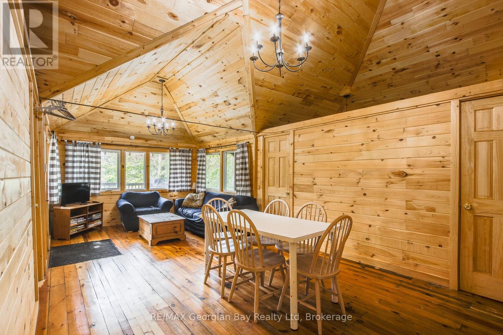 68 Tiny Beaches Road S, Tiny, Ontario  L0L 2J0 - Photo 10 - S13124802