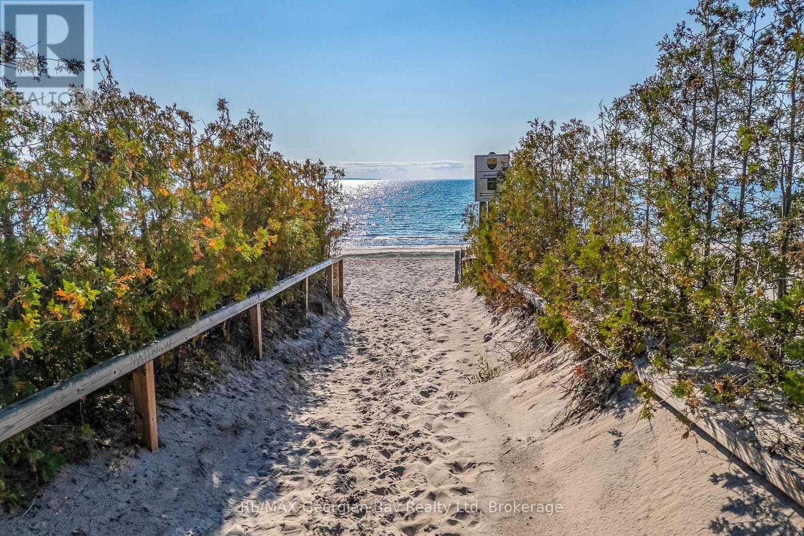 68 Tiny Beaches Road S, Tiny, Ontario  L0L 2J0 - Photo 3 - S13124802