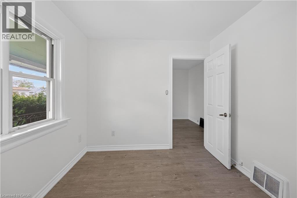 584 Waterloo Street, Hamilton, Ontario  L8H 6V5 - Photo 13 - 40830071