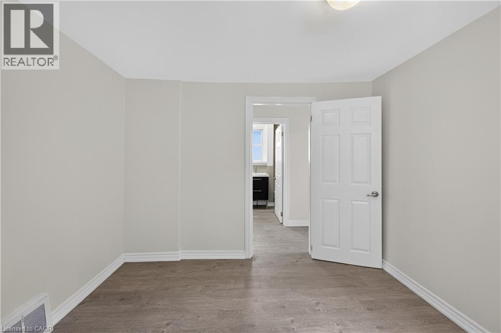 584 Waterloo Street, Hamilton, Ontario  L8H 6V5 - Photo 16 - 40830071