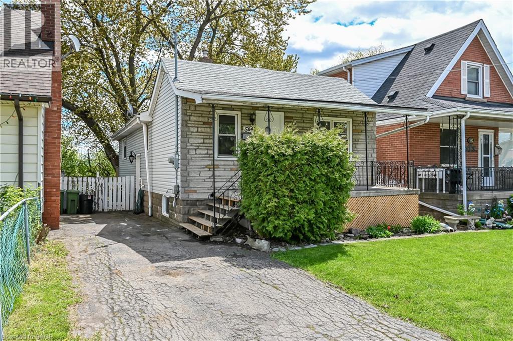 584 Waterloo Street, Hamilton, Ontario  L8H 6V5 - Photo 2 - 40830071