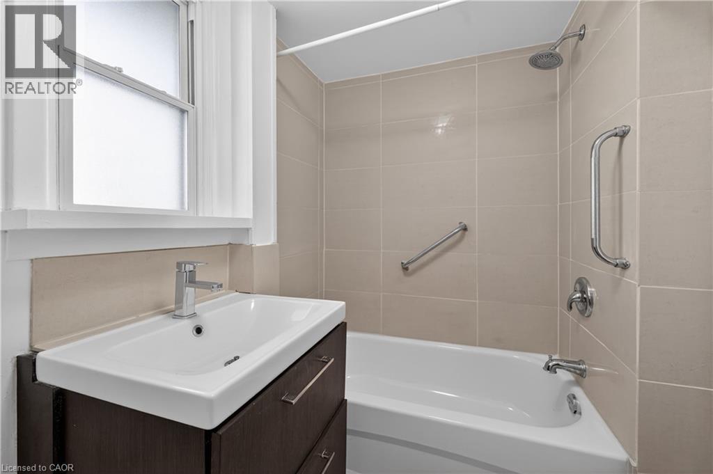 584 Waterloo Street, Hamilton, Ontario  L8H 6V5 - Photo 28 - 40830071