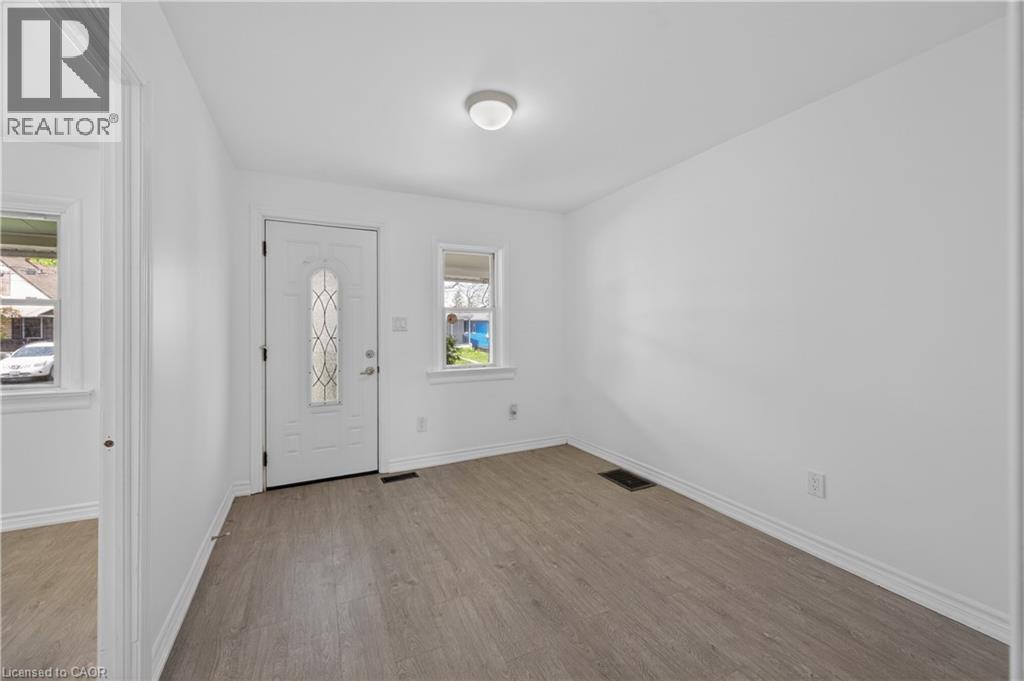 584 Waterloo Street, Hamilton, Ontario  L8H 6V5 - Photo 5 - 40830071