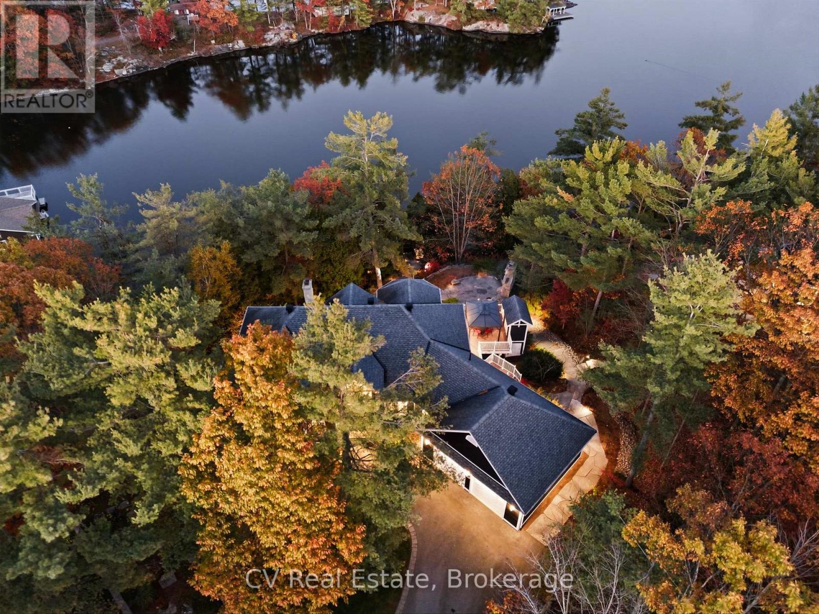 1060 S Sunset Bay Rd, Gravenhurst, Ontario  P1P 1R2 - Photo 2 - X13125390