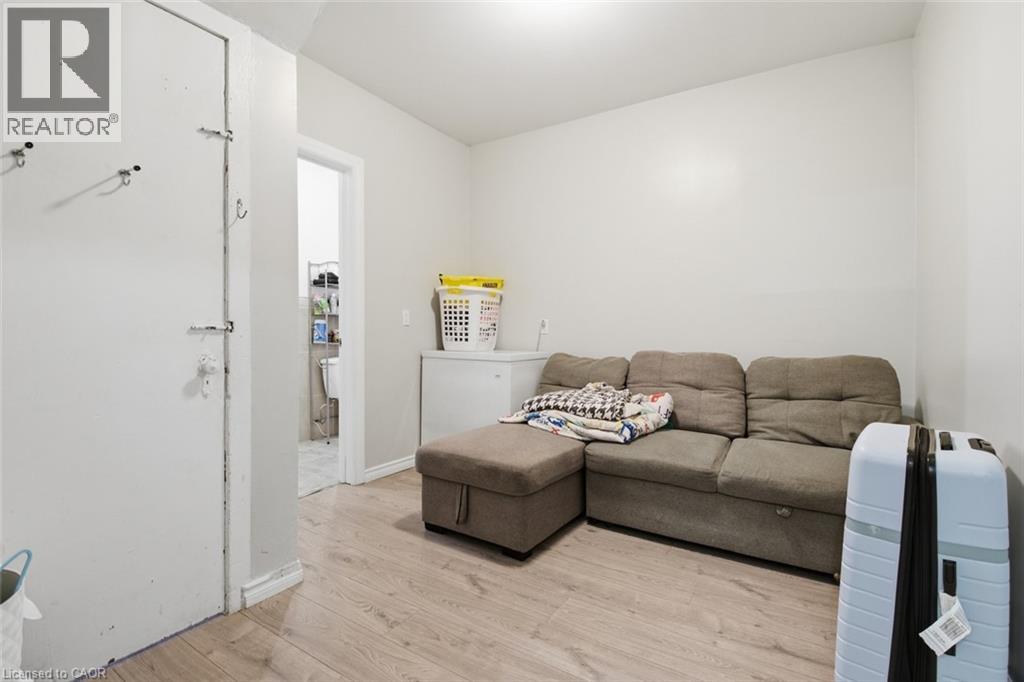 256 Lincoln Street, Welland, Ontario  L3B 4N1 - Photo 14 - 40829972