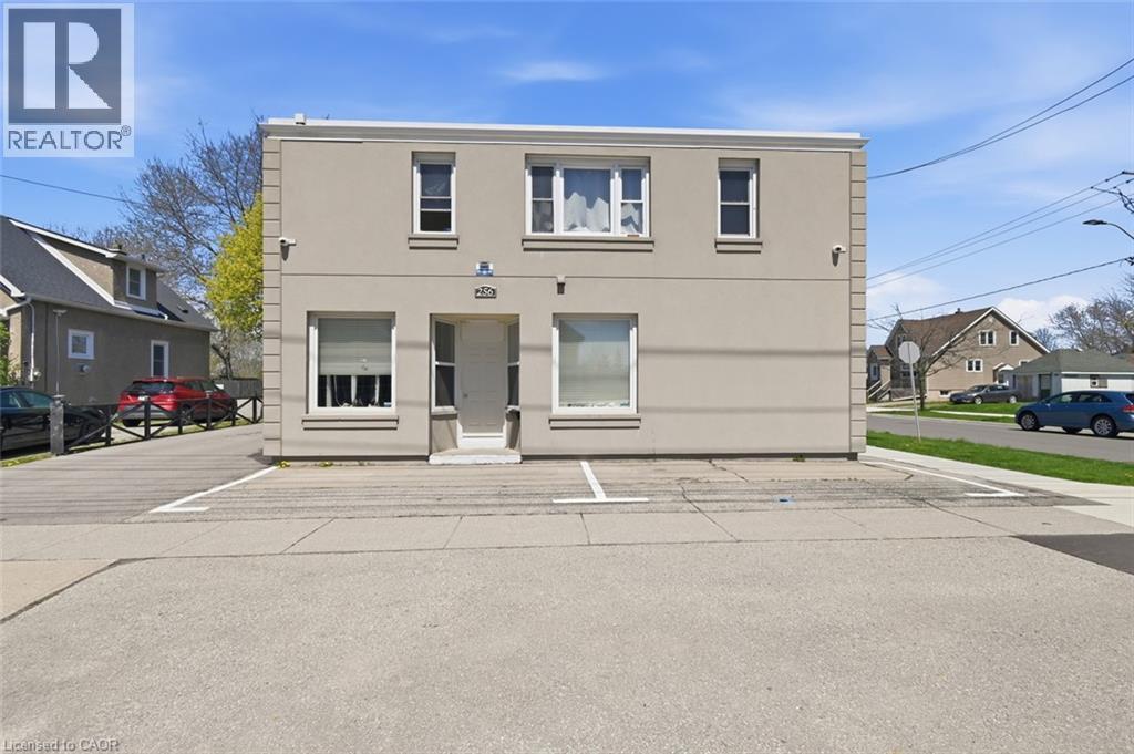 256 Lincoln Street, Welland, Ontario  L3B 4N1 - Photo 2 - 40829972