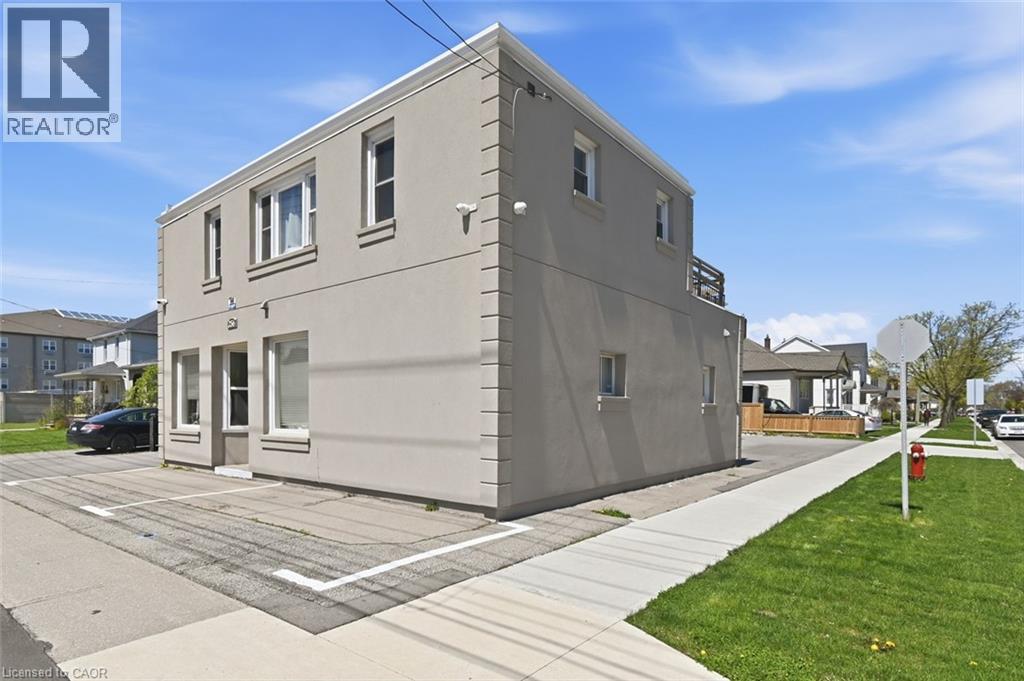 256 Lincoln Street, Welland, Ontario  L3B 4N1 - Photo 4 - 40829972