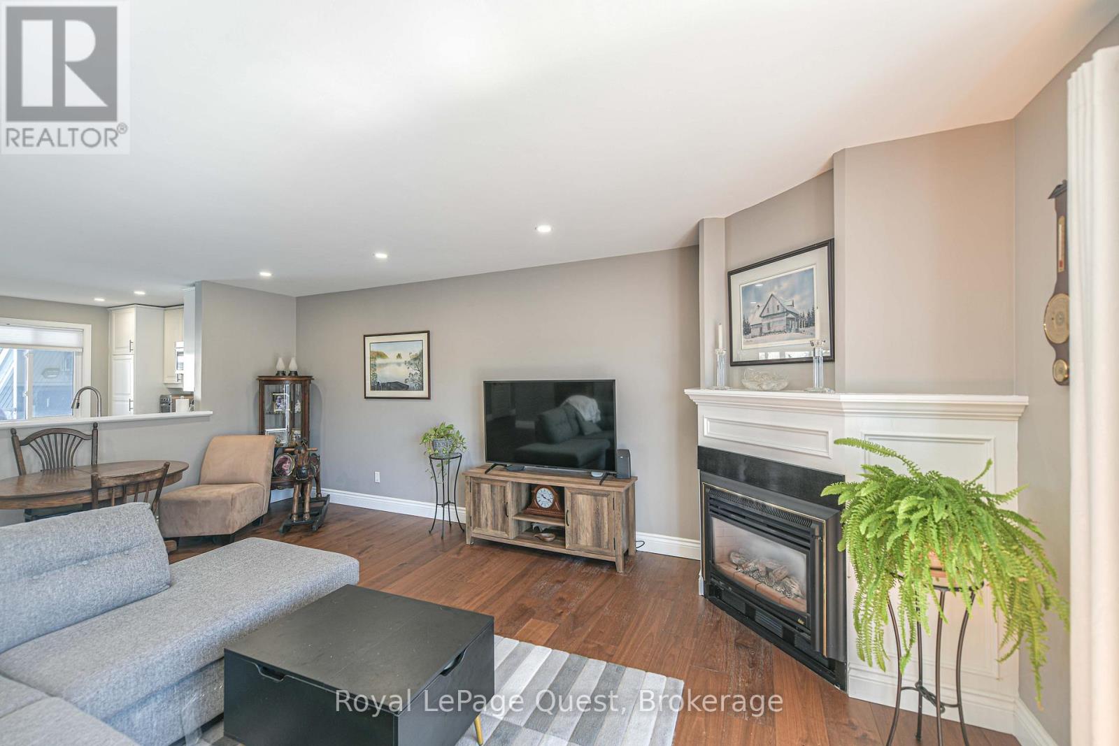 202 - 585 Atherley Road, Orillia, Ontario  L3V 7L5 - Photo 14 - S13125490