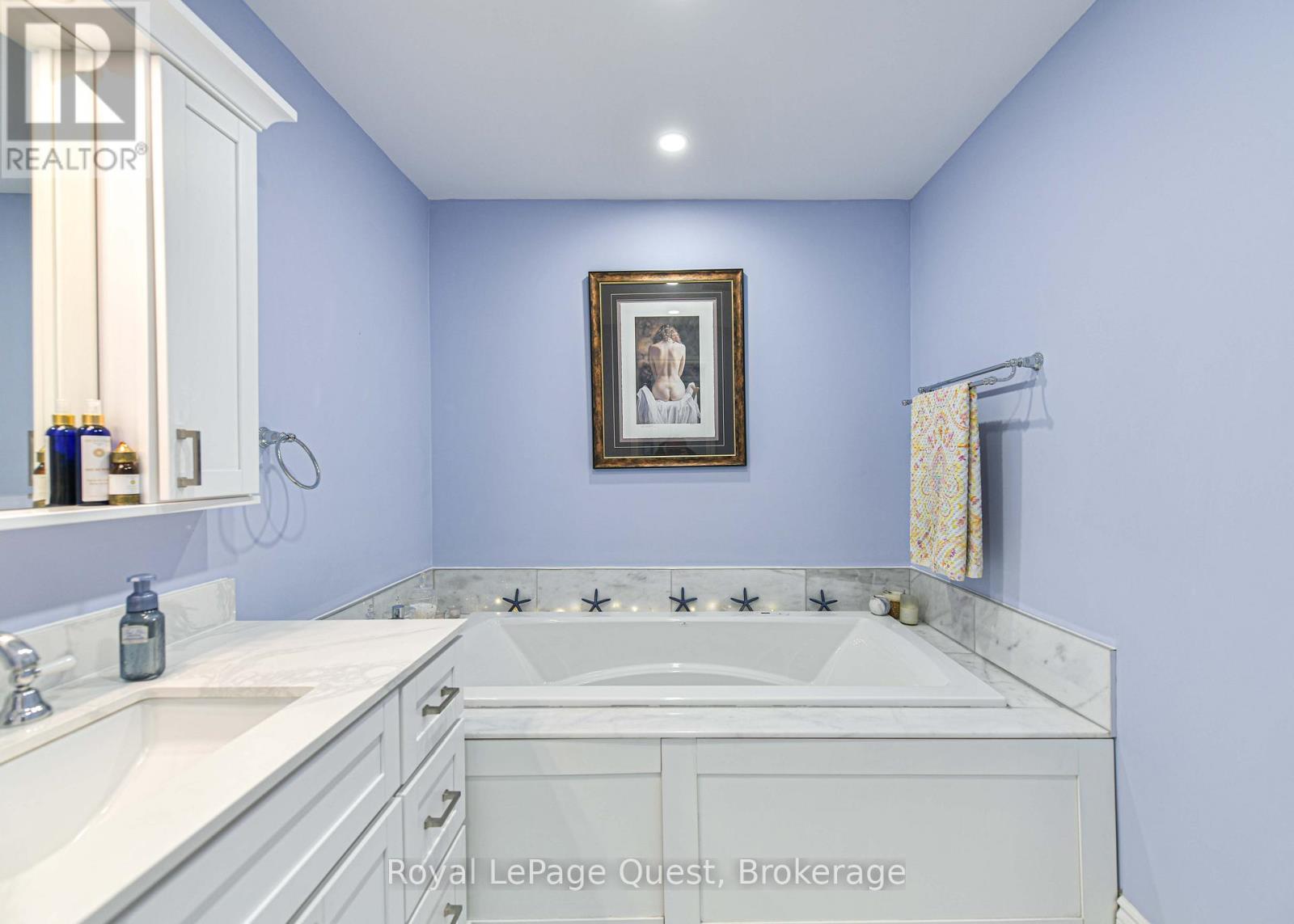 202 - 585 Atherley Road, Orillia, Ontario  L3V 7L5 - Photo 23 - S13125490