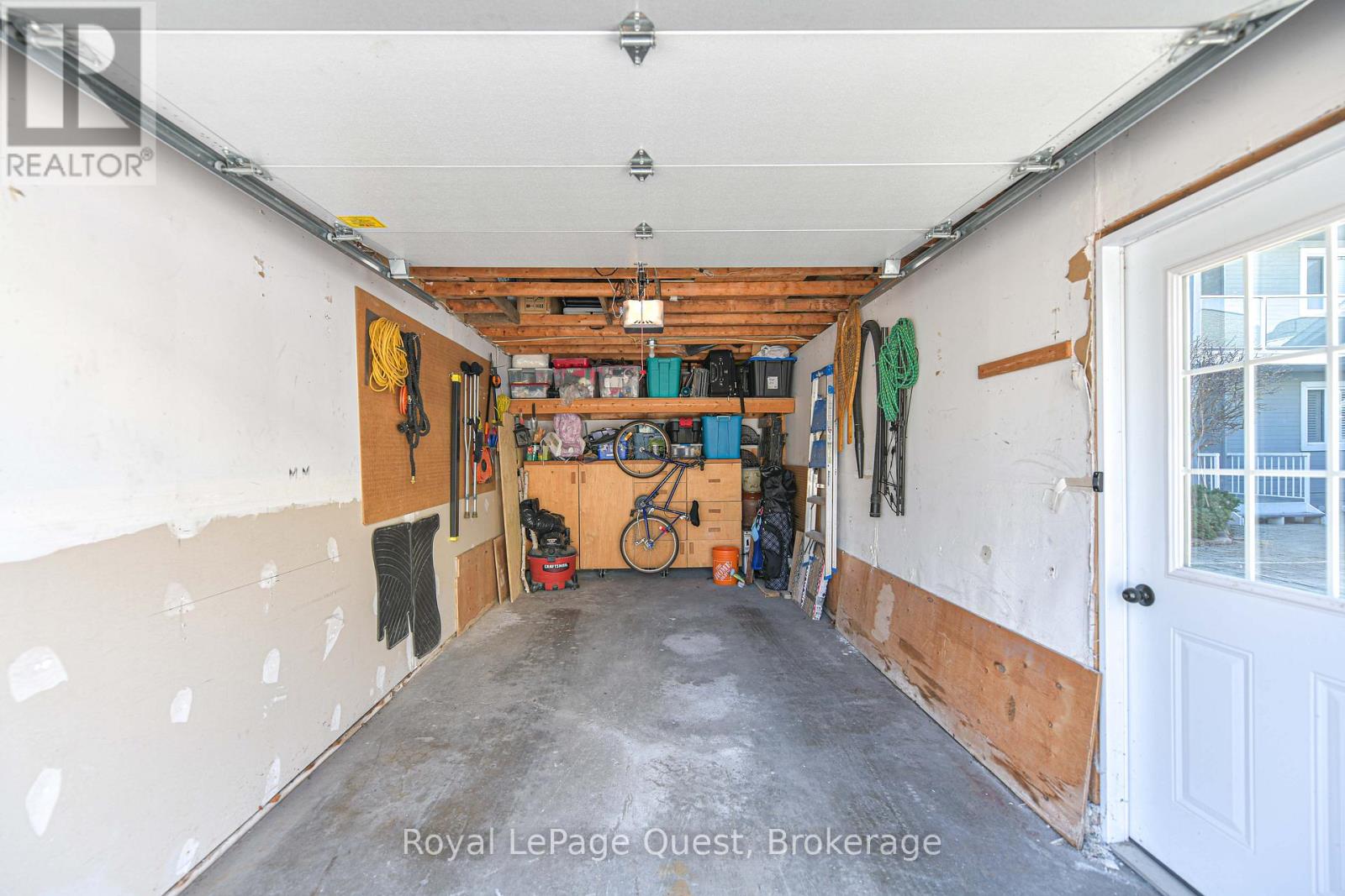202 - 585 Atherley Road, Orillia, Ontario  L3V 7L5 - Photo 28 - S13125490