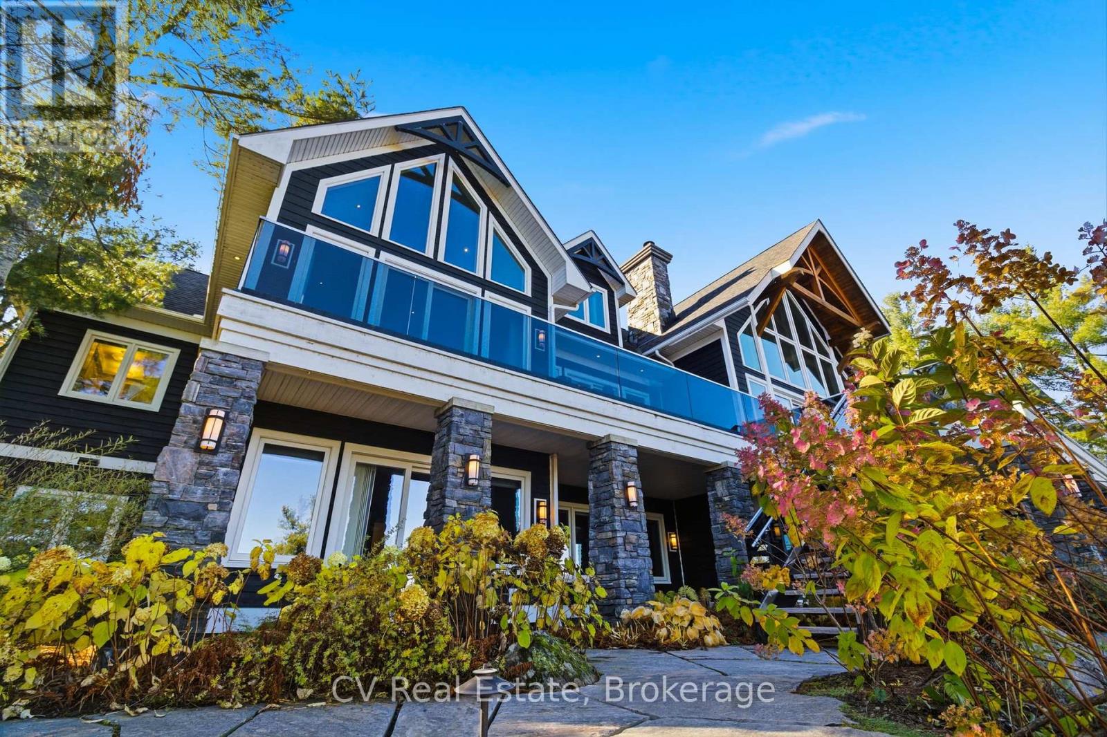 1056 & 1060 S Sunset Bay Rd, Gravenhurst, Ontario  P1P 1R2 - Photo 12 - X13125514