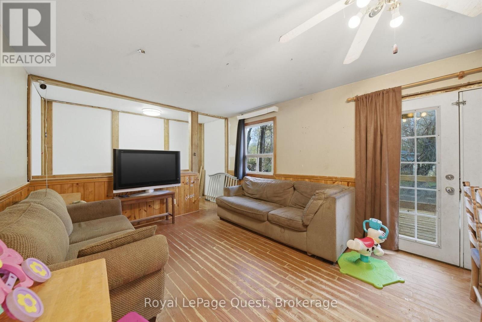 7476 Ash Crescent, Ramara, Ontario  L0K 2B0 - Photo 11 - S13125600