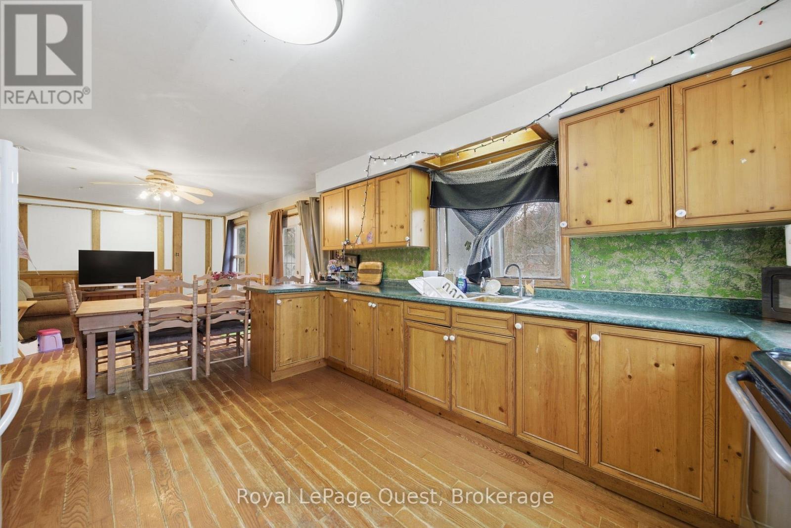 7476 Ash Crescent, Ramara, Ontario  L0K 2B0 - Photo 5 - S13125600