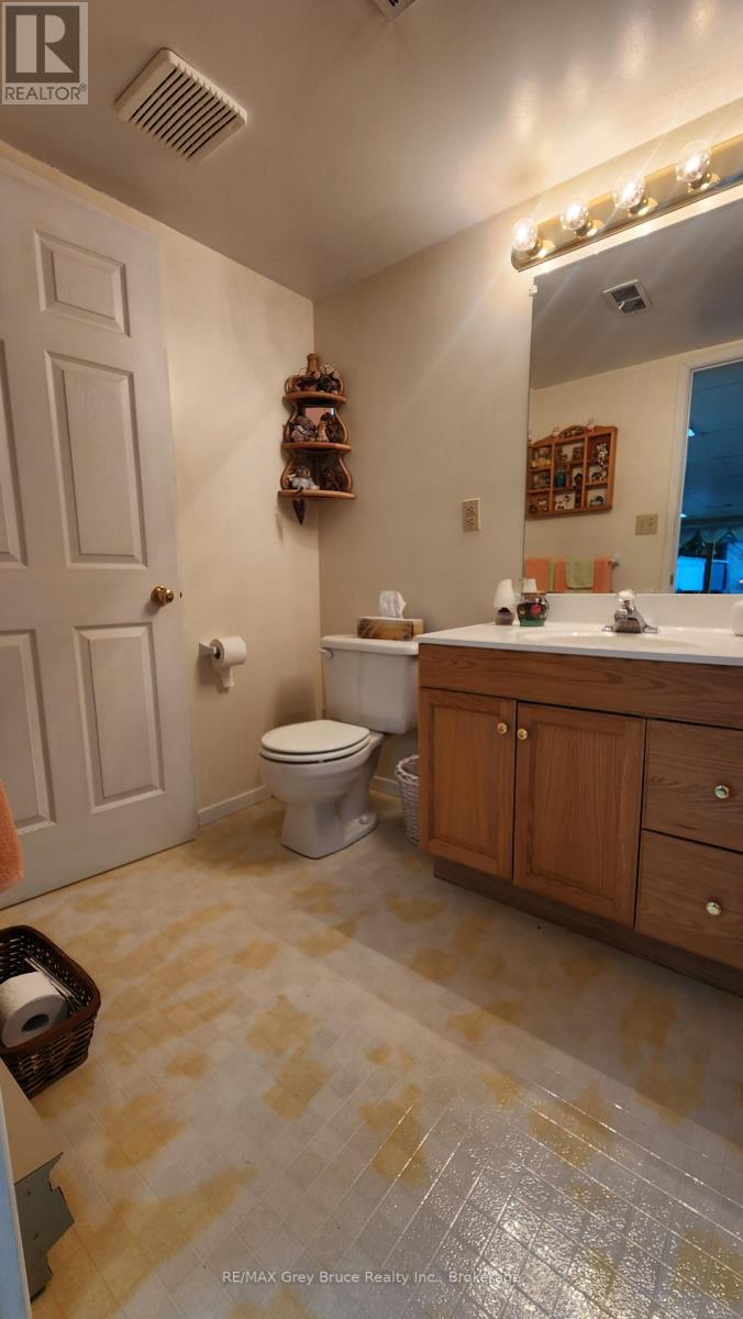 340 Barney's Boulevard, Northern Bruce Peninsula, Ontario  N0H 1Z0 - Photo 11 - X13125704
