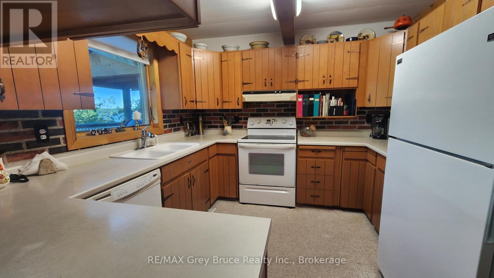 340 Barney's Boulevard, Northern Bruce Peninsula, Ontario  N0H 1Z0 - Photo 18 - X13125704