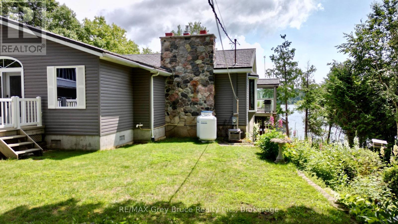340 Barney's Boulevard, Northern Bruce Peninsula, Ontario  N0H 1Z0 - Photo 31 - X13125704