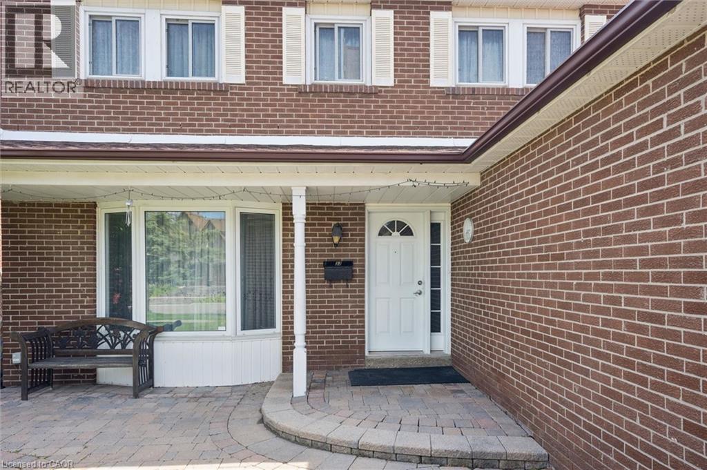37 Moffatt Avenue, Brampton, Ontario  L6Y 2L6 - Photo 2 - 40829643