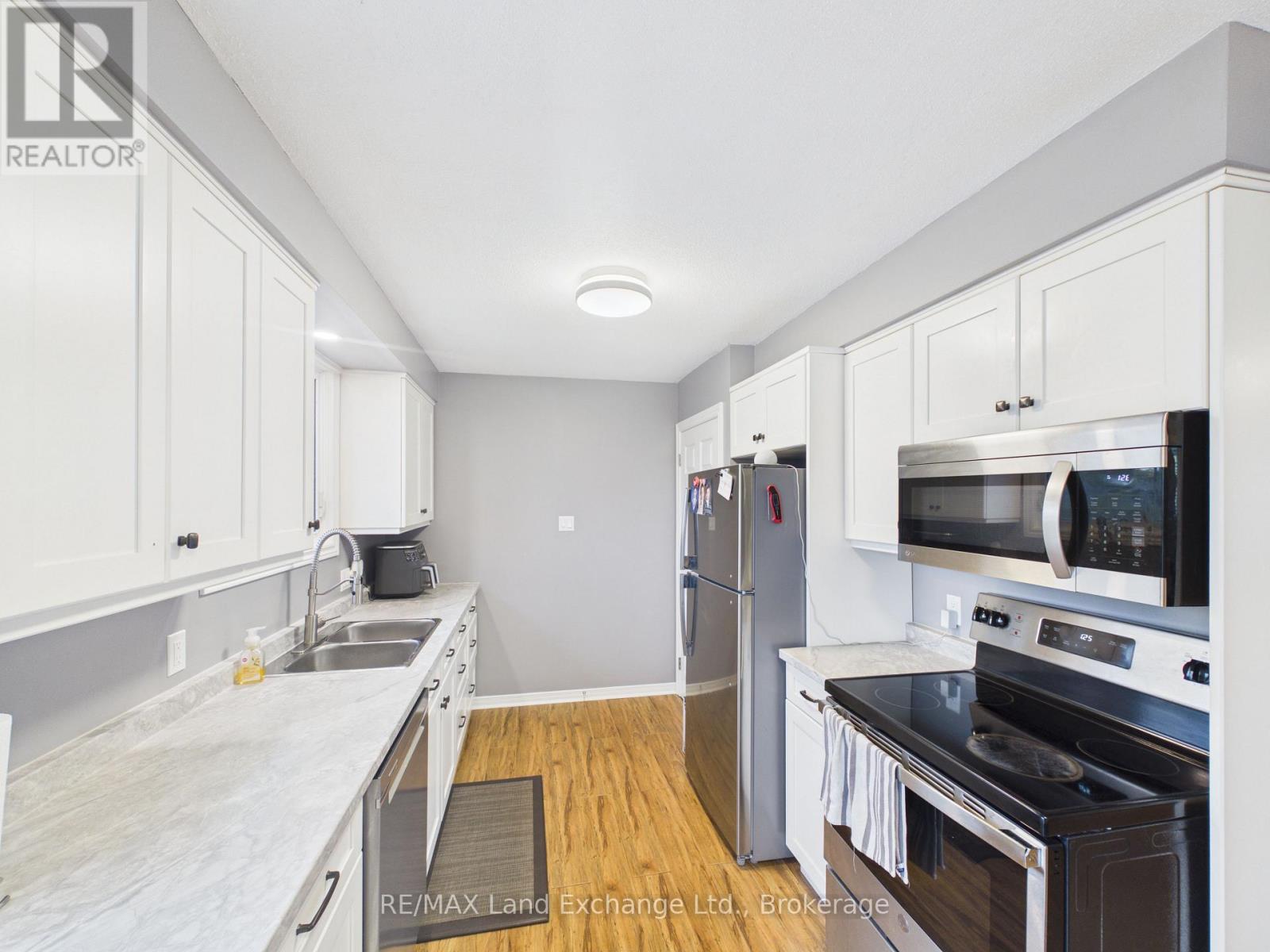 490 St Albert Street, Kincardine, Ontario  N2Z 2W6 - Photo 10 - X13126202