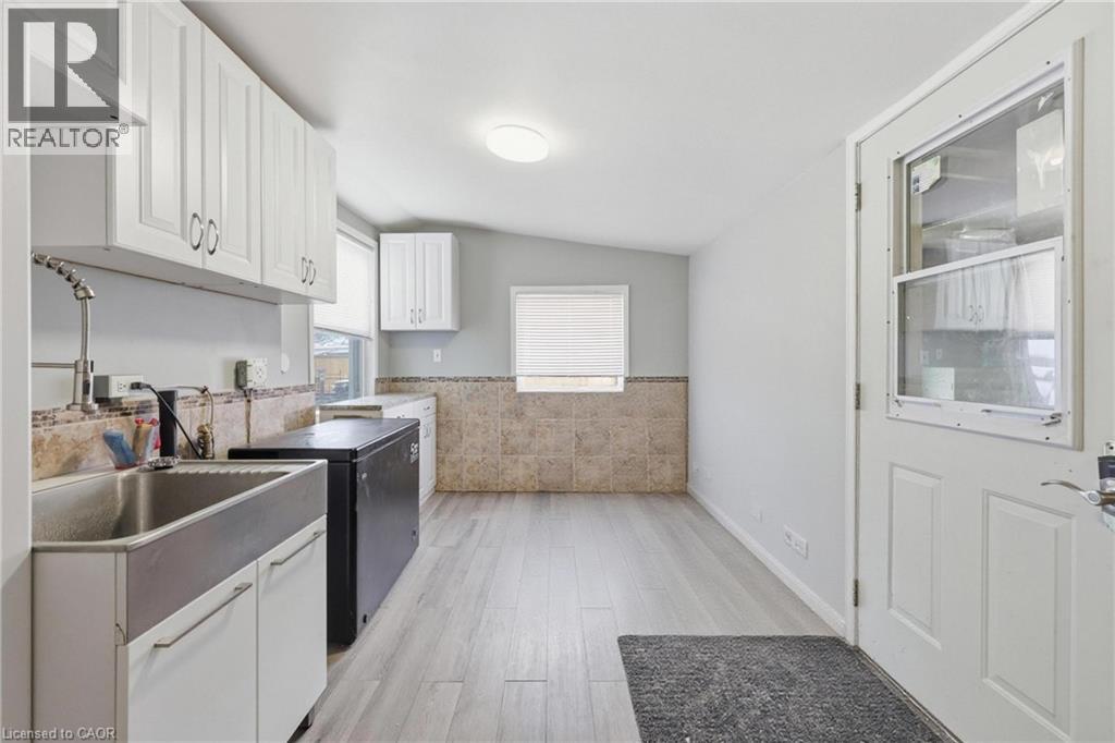 2934 Baker Road, Niagara Falls, Ontario  L2E 6S6 - Photo 21 - 40829397