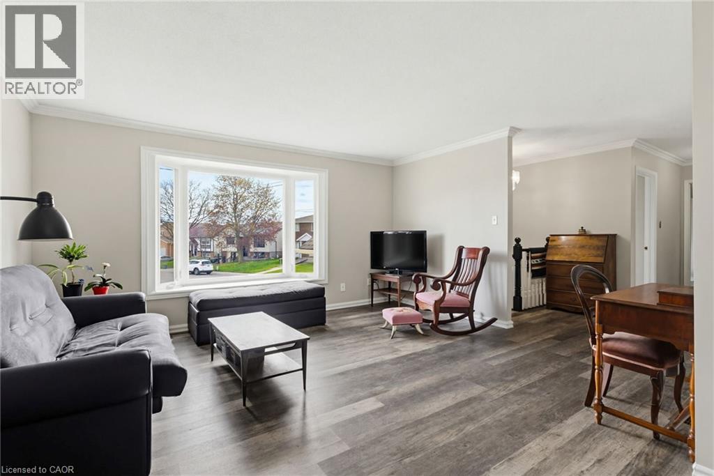 118 Napoli Drive, Hamilton, Ontario  L9C 6X2 - Photo 19 - 40829009
