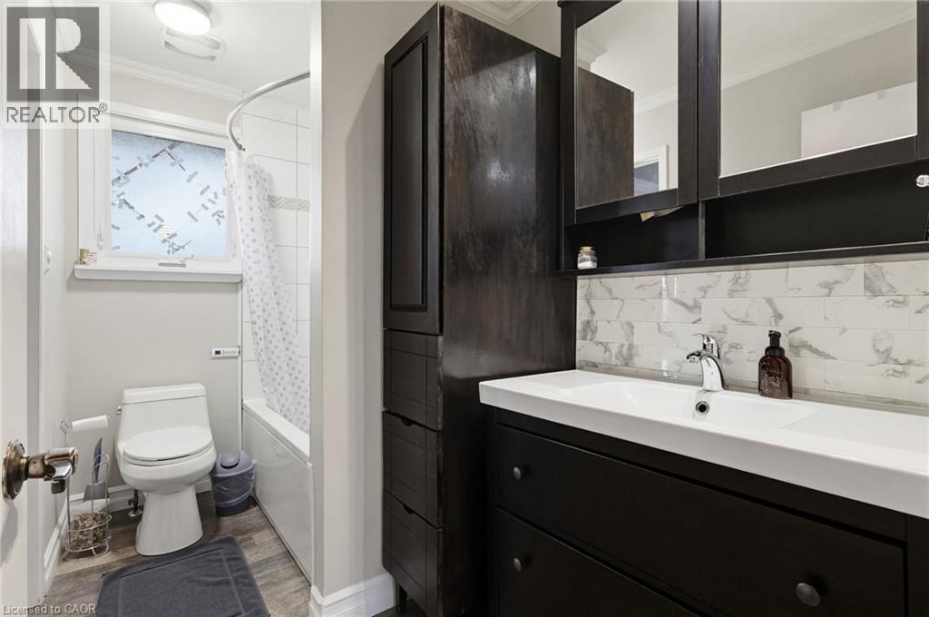 118 Napoli Drive, Hamilton, Ontario  L9C 6X2 - Photo 24 - 40829009